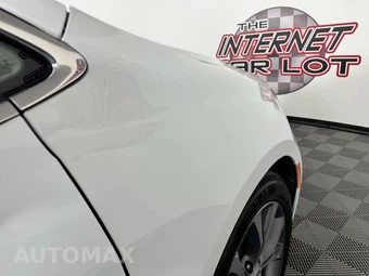 2019 Chrysler Pacifica Limited 121.6" WB - miniatura 34