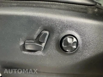 2019 Chrysler Pacifica Limited 121.6" WB - miniatura 36