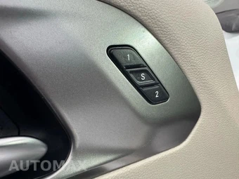 2019 Chrysler Pacifica Limited 121.6" WB - miniatura 47