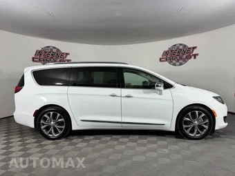 2019 Chrysler Pacifica Limited 121.6" WB - miniatura 8