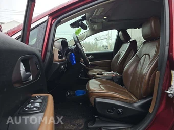 2019 Chrysler Pacifica Limited 121.6" WB – miniatura 4
