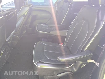 2019 Chrysler Pacifica Limited 121.6" WB - miniatura 13