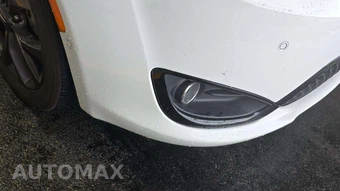 2019 Chrysler Pacifica Limited 121.6" WB - miniatura 27