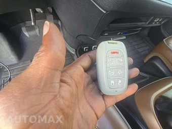 2019 Chrysler Pacifica Limited 121.6" WB - miniatura 5