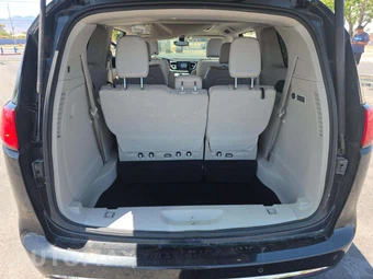 2019 Chrysler Pacifica Limited 121.6" WB – miniatura 12