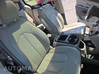 2019 Chrysler Pacifica Limited 121.6" WB – miniatura 16