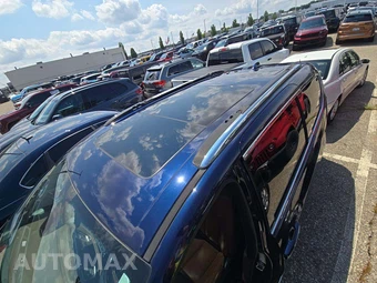 2019 Chrysler Pacifica Limited 121.6" WB - miniatura 12