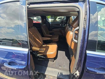2019 Chrysler Pacifica Limited 121.6" WB - miniatura 17