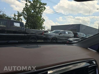 2019 Chrysler Pacifica Limited 121.6" WB - miniatura 22