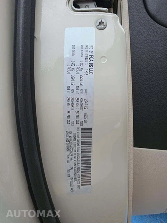 2019 Chrysler Pacifica LX 121.6" WB – miniatura 5