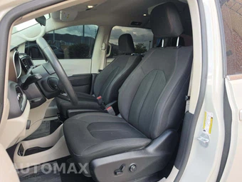 2019 Chrysler Pacifica LX 121.6" WB – miniatura 6