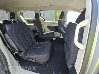 2019 Chrysler Pacifica LX 121.6" WB – miniatura 17