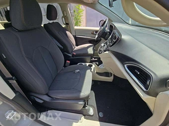 2019 Chrysler Pacifica LX 121.6" WB – miniatura 19