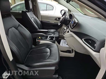 2019 Chrysler Pacifica Touring L 121.6" WB - miniatura 19
