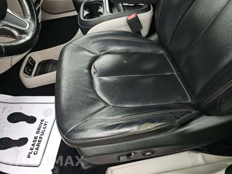 2019 Chrysler Pacifica Touring L 121.6" WB - miniatura 22