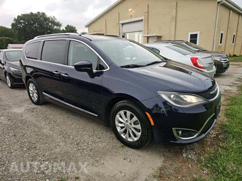 2019 Chrysler Pacifica Touring L 121.6" WB - miniatura 4