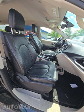 2019 Chrysler Pacifica Touring L 121.6" WB – miniatura 16