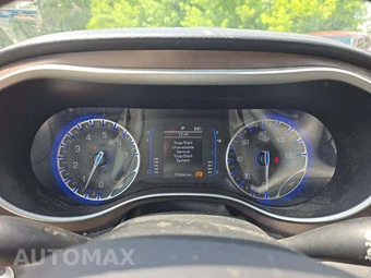 2019 Chrysler Pacifica Touring L 121.6" WB – miniatura 6