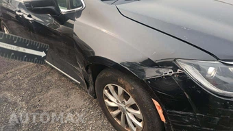 2019 Chrysler Pacifica Touring L 121.6" WB – miniatura 35