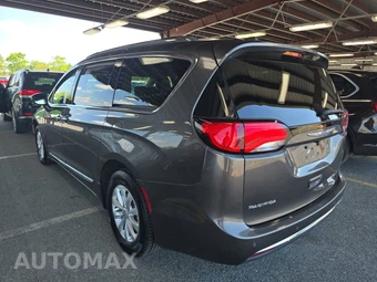 2019 Chrysler Pacifica Touring L 121.6" WB - miniatura 6