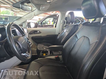 2019 Chrysler Pacifica Touring L 121.6" WB - miniatura 7