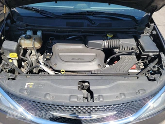 2019 Chrysler Pacifica Touring L 121.6" WB – miniatura 16