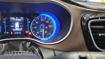 2019 Chrysler Pacifica Touring L 121.6" WB – miniatura 47