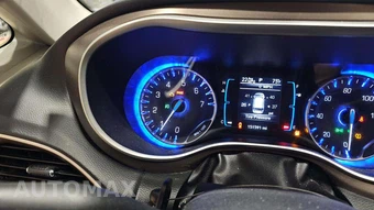 2019 Chrysler Pacifica Touring L 121.6" WB – miniatura 48