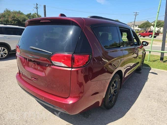 2019 Chrysler Pacifica Touring L 121.6" WB – miniatura 3