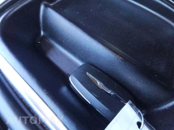 2019 Chrysler Pacifica Touring L 121.6" WB – miniatura 8