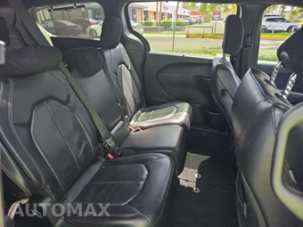 2019 Chrysler Pacifica Touring L 121.6" WB - miniatura 17