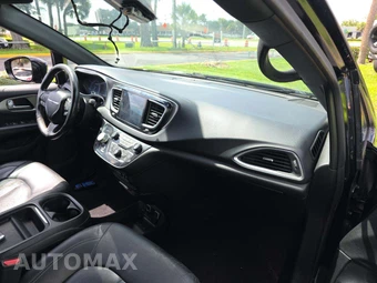 2019 Chrysler Pacifica Touring L 121.6" WB - miniatura 20