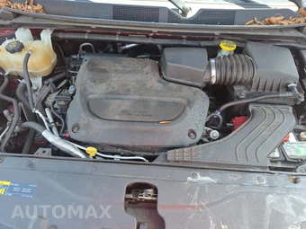 2019 Chrysler Pacifica Touring L 121.6" WB - miniatura 16