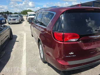 2019 Chrysler Pacifica Touring L 121.6" WB - miniatura 6