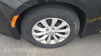 2019 Chrysler Pacifica Touring L 121.6" WB – miniatura 32