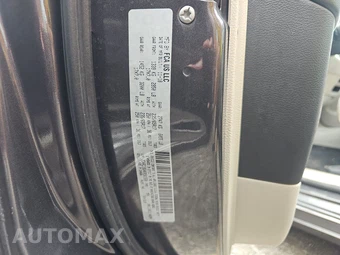 2019 Chrysler Pacifica Touring L 121.6" WB - miniatura 14