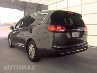 2019 Chrysler Pacifica Touring L 121.6" WB - miniatura 6