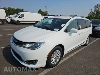 2019 Chrysler Pacifica Touring L 121.6" WB