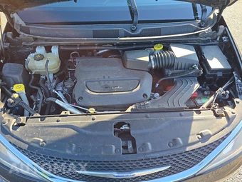 2019 Chrysler Pacifica Touring L 121.6" WB – miniatura 16