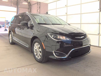 2019 Chrysler Pacifica Touring L 121.6" WB – miniatura 3
