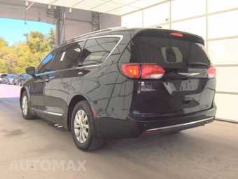 2019 Chrysler Pacifica Touring L 121.6" WB – miniatura 6