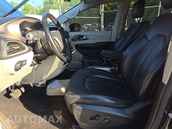 2019 Chrysler Pacifica Touring L 121.6" WB – miniatura 7