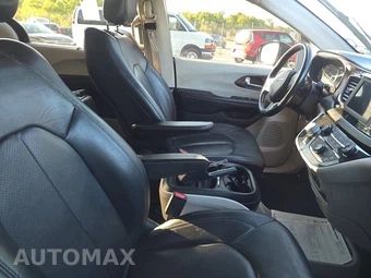 2019 Chrysler Pacifica Touring L 121.6" WB – miniatura 8