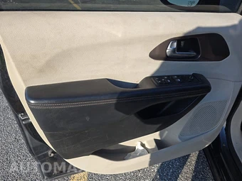 2019 Chrysler Pacifica Touring L 121.6" WB – miniatura 9