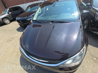 2019 Chrysler Pacifica Touring L 121.6" WB - miniatura 22