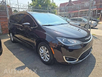2019 Chrysler Pacifica Touring L 121.6" WB - miniatura 4