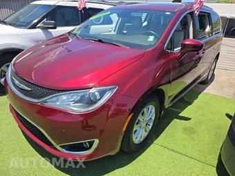 2019 Chrysler Pacifica Touring L 121.6" WB