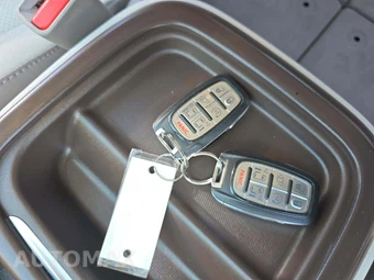2019 Chrysler Pacifica Touring L 121.6" WB – miniatura 8