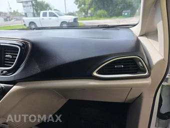 2019 Chrysler Pacifica Touring L 121.6" WB – miniatura 20