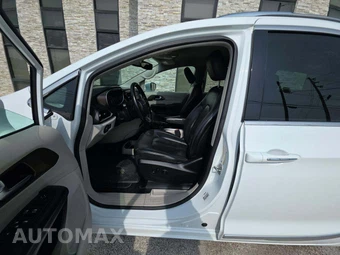 2019 Chrysler Pacifica Touring L 121.6" WB – miniatura 6